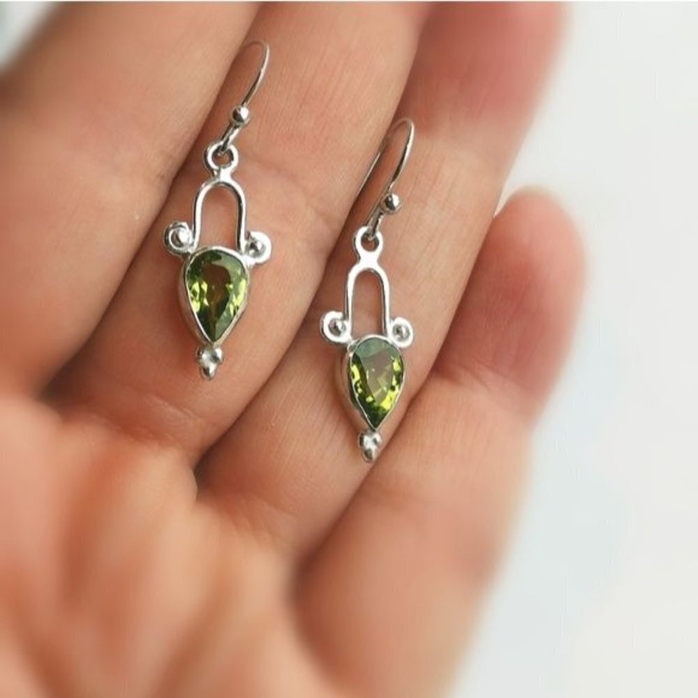 PERIDOT drop dangle earrings in Sterling Silver   🆕 - Picture 5 of 6